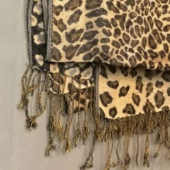 Cashmere Leopard Print Fringe Scarf by Yigal Azrouel - Picture 3 of 9